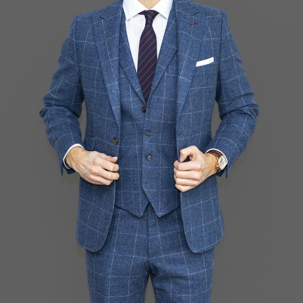 Tailored suit jacket